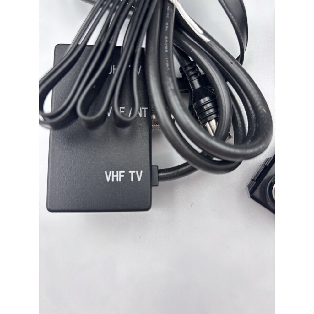 Uhf Tv Vhf Antenna Vhf Tv Connector Box With Cords (2517) Brand‎ New